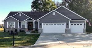 512 Hayden Drive, Waterloo IL