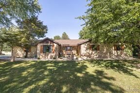 2001 Tiffany Drive, Belleville IL
