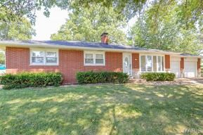 1244 N Evergreen Lane, Columbia IL