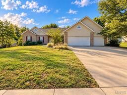 1234 Blue Spruce Lane, Columbia IL