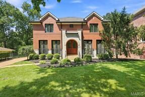 223 Lancaster Drive, Clayton MO