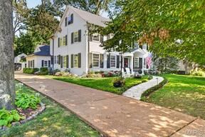 420 Yorkshire Place, Webster Groves MO