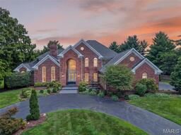 740 The Hamptons Lane, Town and Country MO