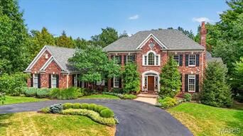 18 Cricklewood Place, Frontenac MO