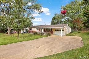257 Joyce Court, Ballwin MO