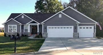 512 Hayden Drive, Waterloo IL