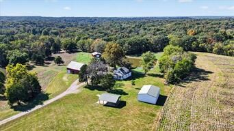 8329 Andy Road, Waterloo IL