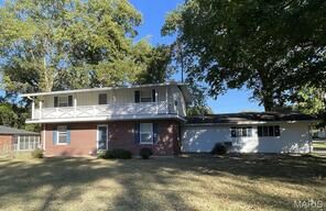 202 N 6th Street, Mascoutah IL