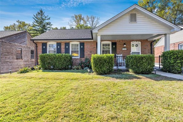 7056 Holly Hills Avenue, St Louis MO