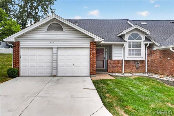 4411 Stone Wood Court, St Louis MO